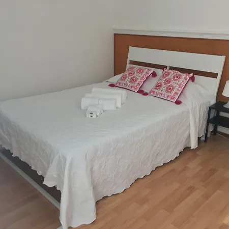 レジデンシア ホワイトラブ ゲストハウス リスボン