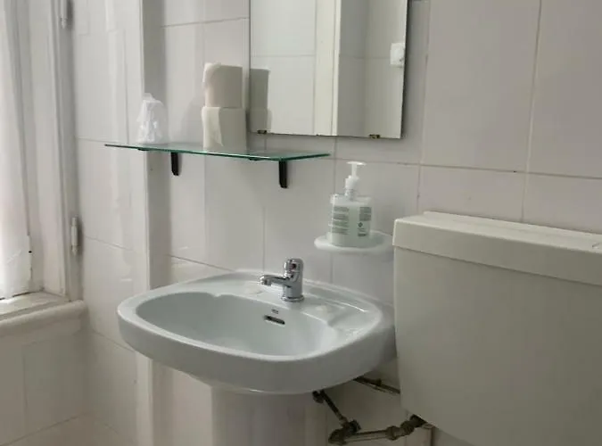 Residencia Whitelove 3*