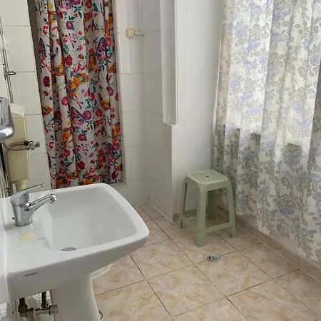 בית הארחה Residencia Whitelove ליסבון