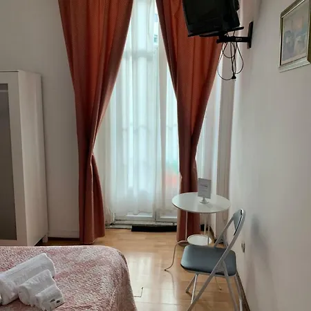 Vendégház Residencia Whitelove